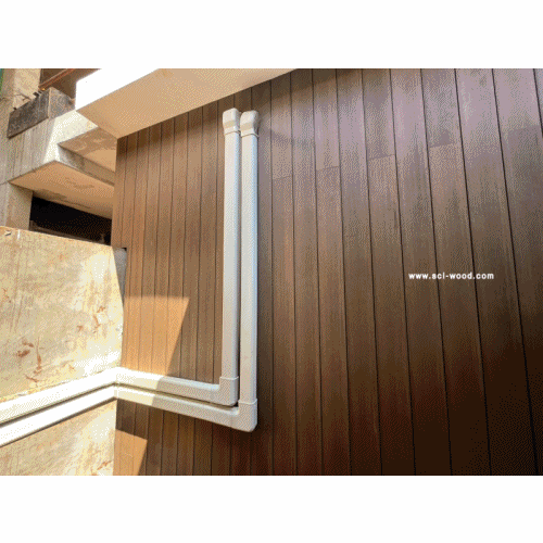 ผลงานการติดตั้งไม้สังเคราะห์เกรดพรีเมี่ยม