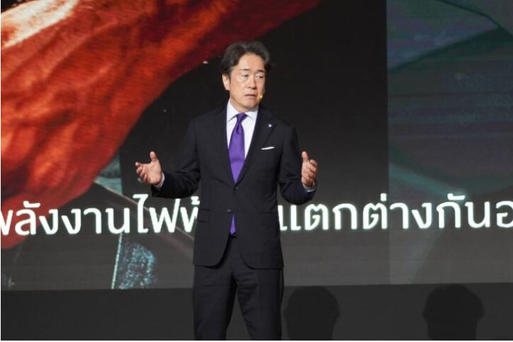 “มาซาฮิโร โมโร” มาสด้าดันไทยฐานผลิต xEVs