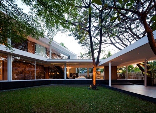 Residence Panya Pattanakarn 37